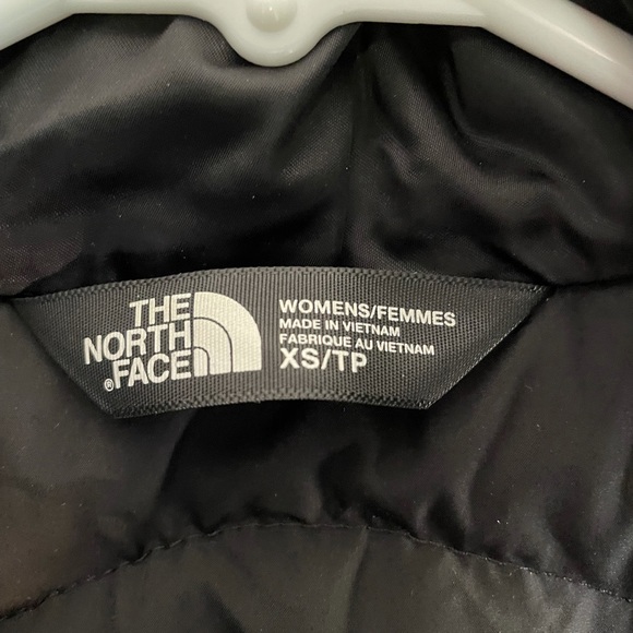 The North Face Quilted Black Vest - Picture 2 of 3